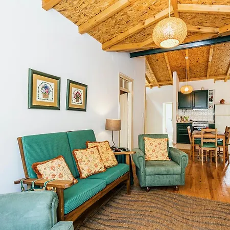 Moderno Em Bairro Tipico Lisboeta Apartament Lizbona