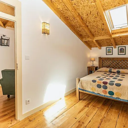 아파트 Moderno Em Bairro Tipico Lisboeta *